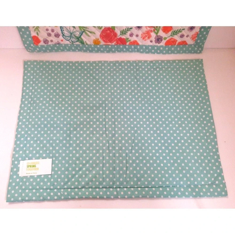 Pioneer Woman Spoon Rest Poinsettia & Celebrate Spring‎ Together Placemats 3pc
